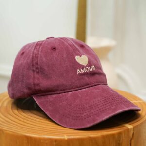 Casquette AMOUR délavé bordeaux/beige