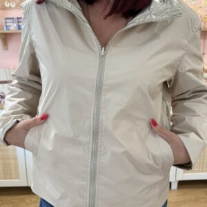 Veste Iselda
